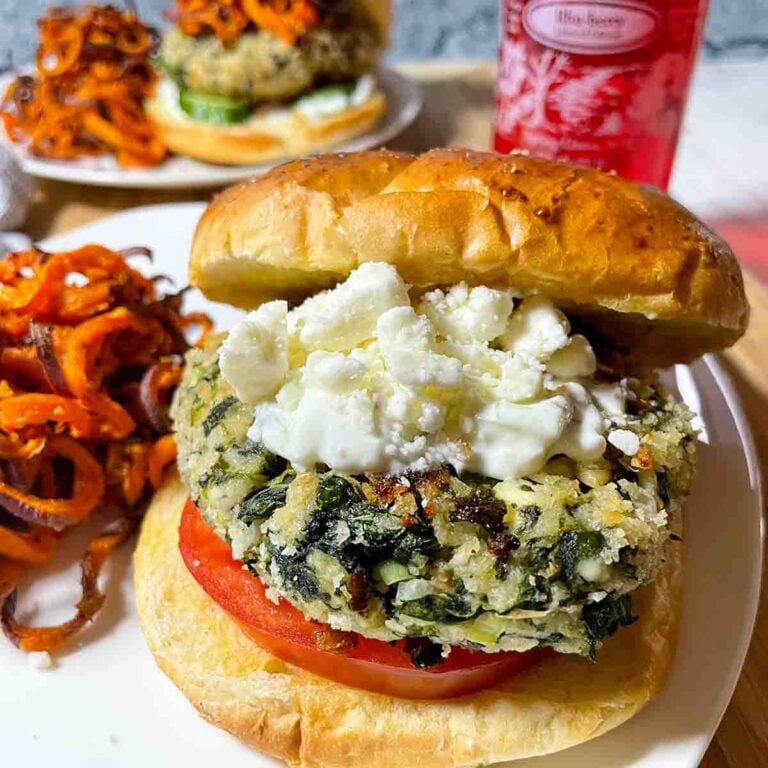 Spinach & White Bean Veggie Burgers