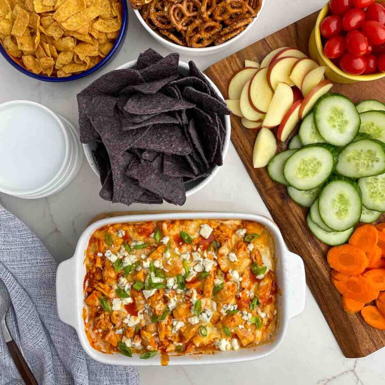 Healthy Buffalo Chicken Dip