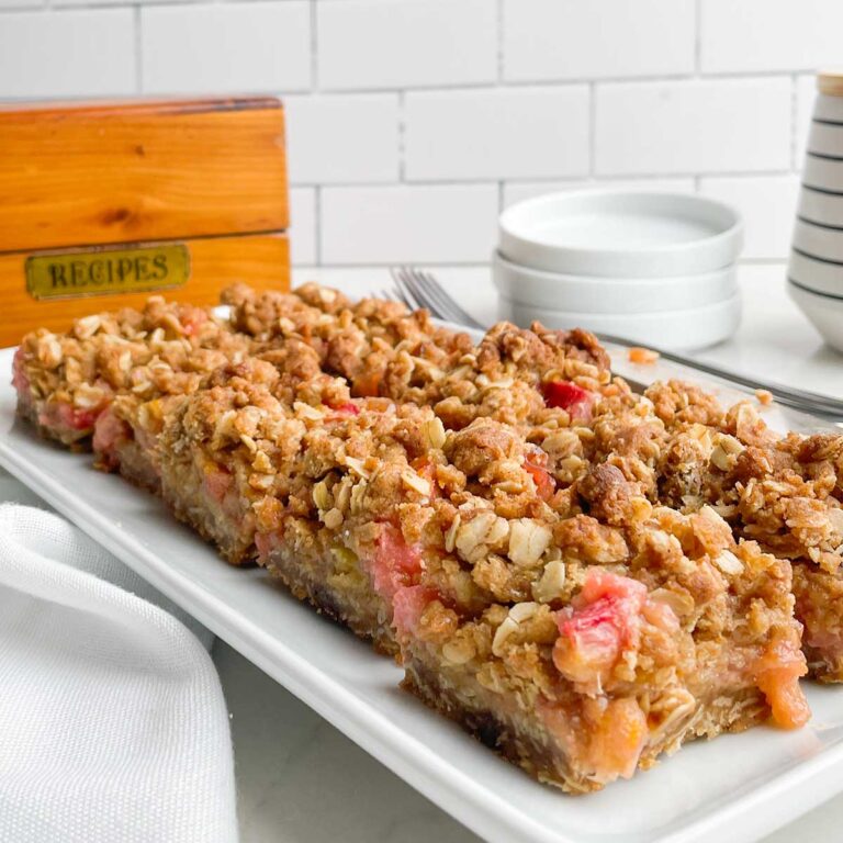 Rhubarb Oatmeal Bars