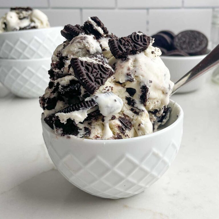 white bowl of Oreo ice cream.