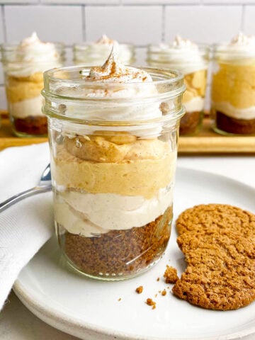 pumpkin pie cup in a mason jar