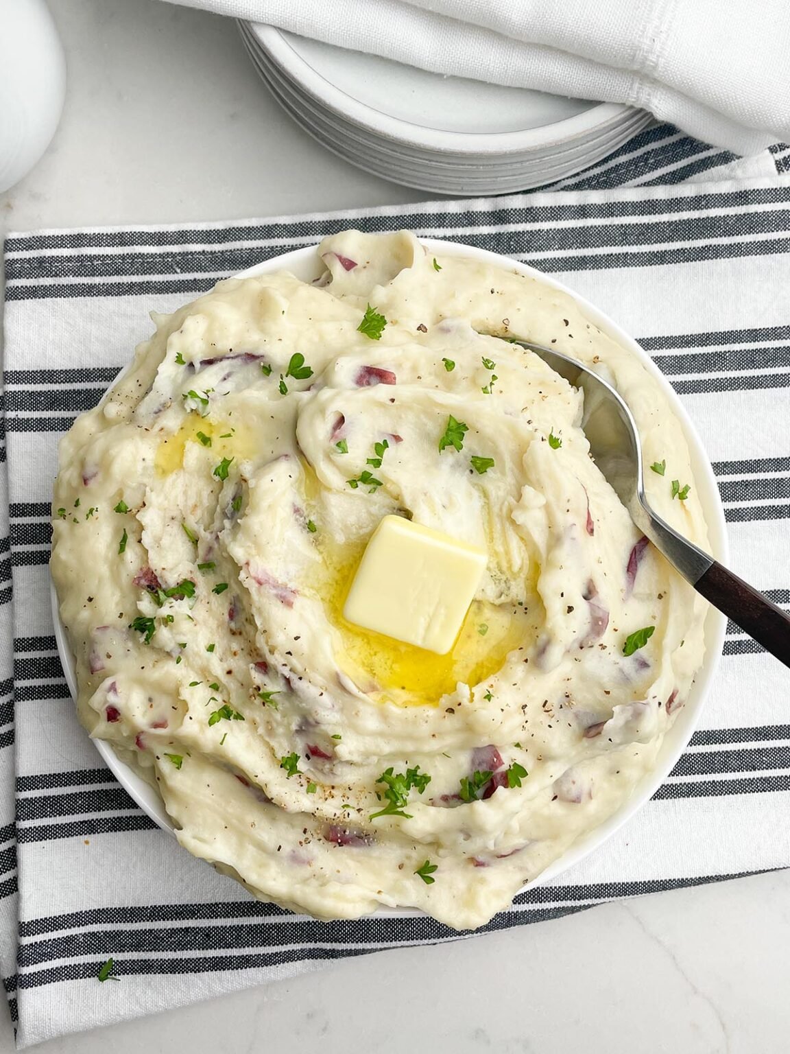 Garlic Red Skin Mashed Potatoes Midwestern HomeLife