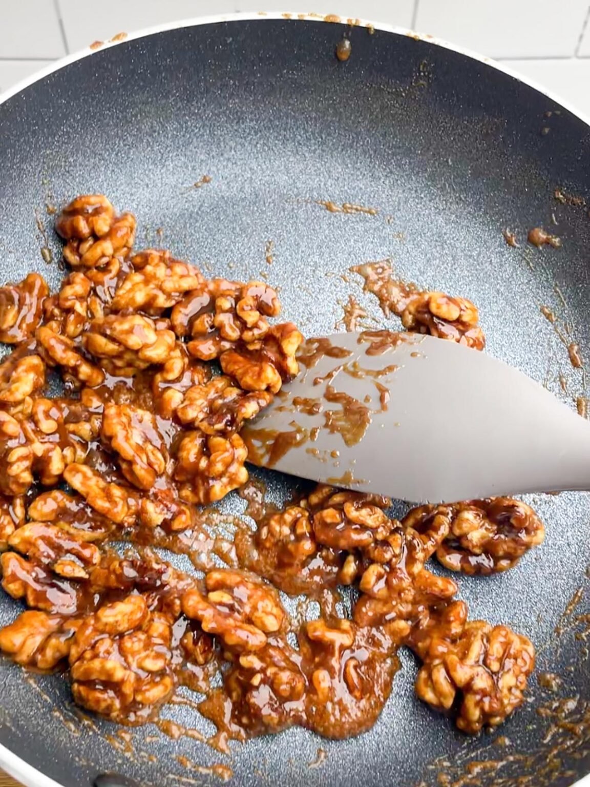 Brown Sugar Candied Walnuts Midwestern HomeLife