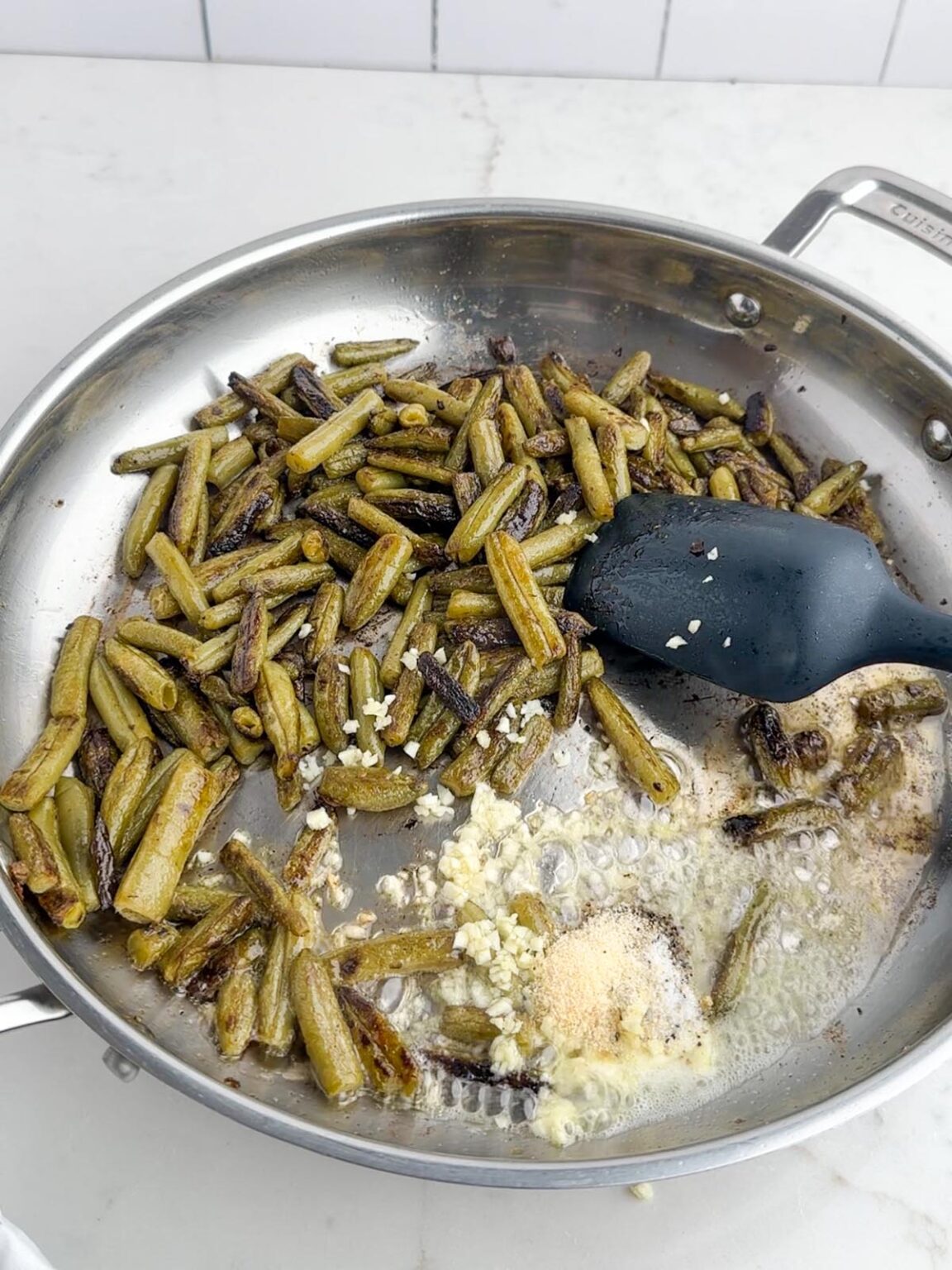Easy Sauteed Canned Green Beans - Midwestern HomeLife