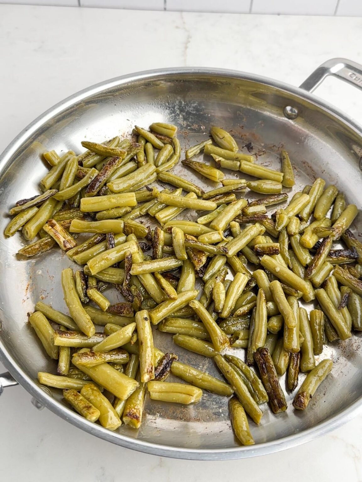 Easy Sauteed Canned Green Beans - Midwestern HomeLife
