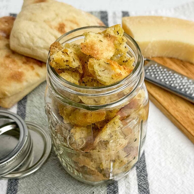 ciabatta croutons in a mason jar.