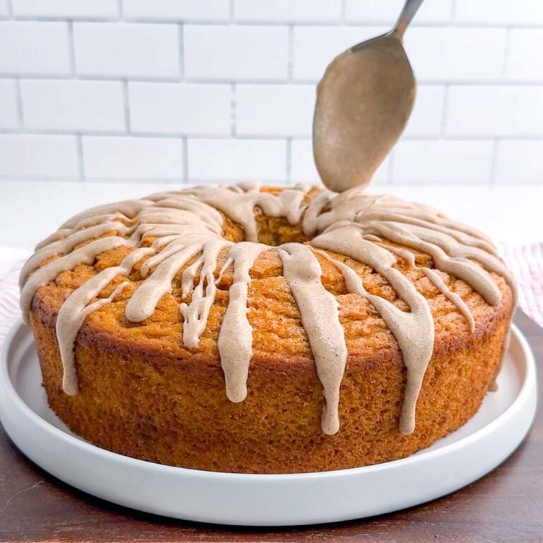 How to Make Cinnamon Icing