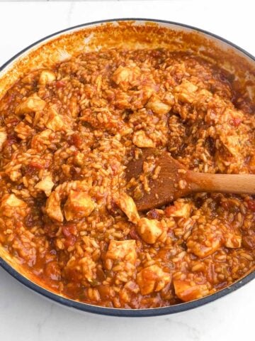 Mexican chicken and rice in a Dutch oven.